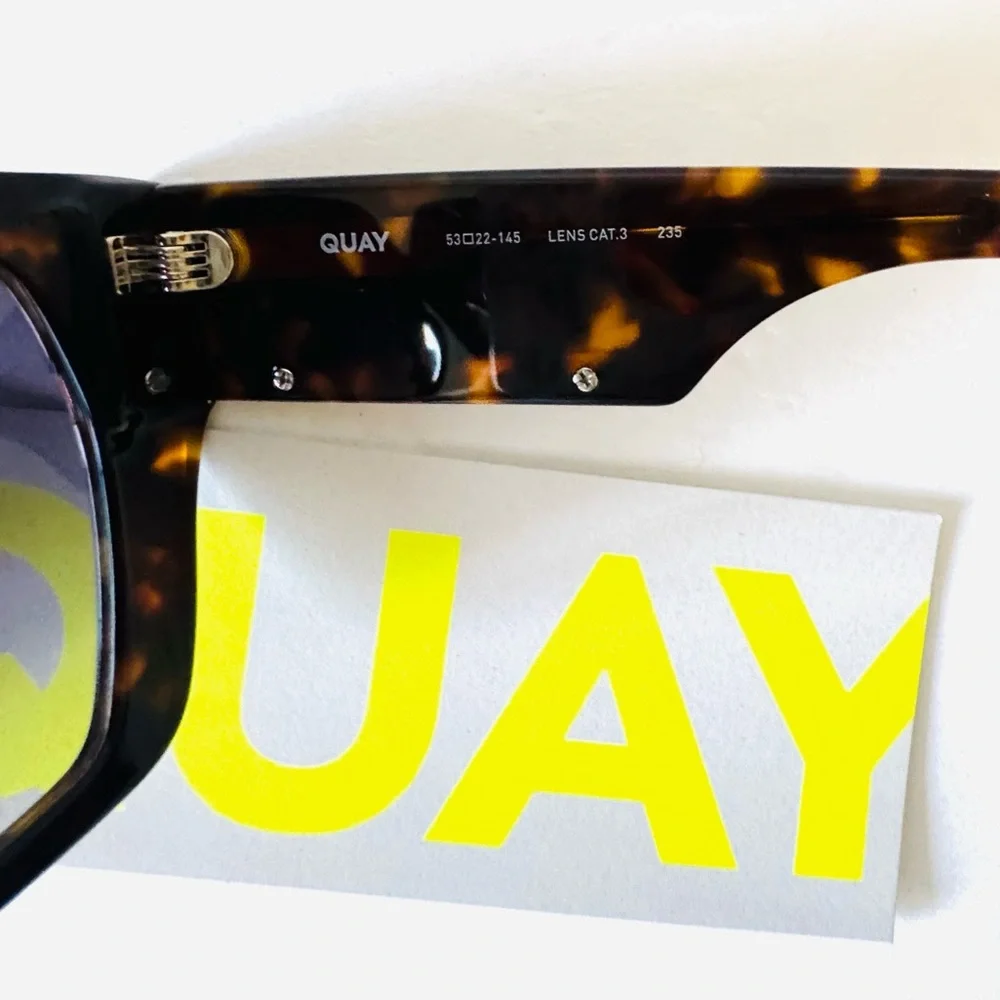NEW IN BOX!! Quay Notorious Sunglasses in Tortoise - Picture 14 of 16